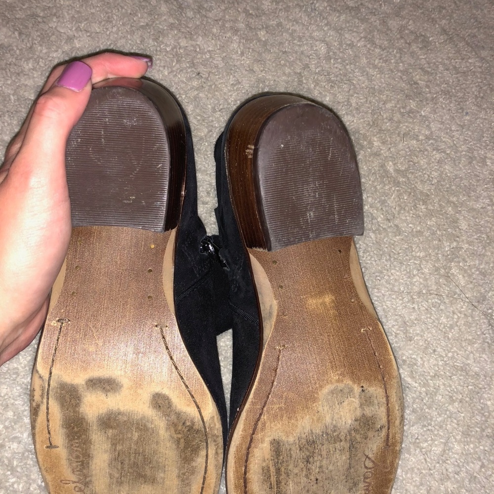 Sam Edelman Chelsea Booties - Picture 2 of 6